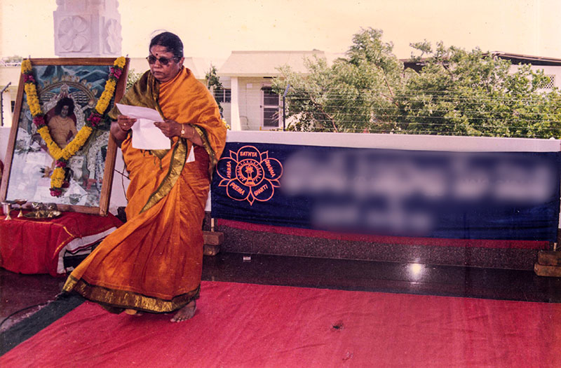 Smt. Vijaya Lakshmi Amma giving directions for a service activity back in the days.